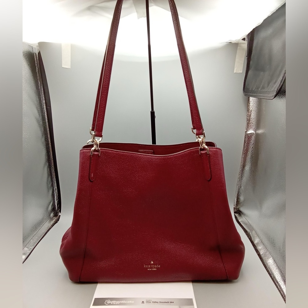 Kate Spade Leila Leather Triple Compartment Shoulder Bag in Cherrywood